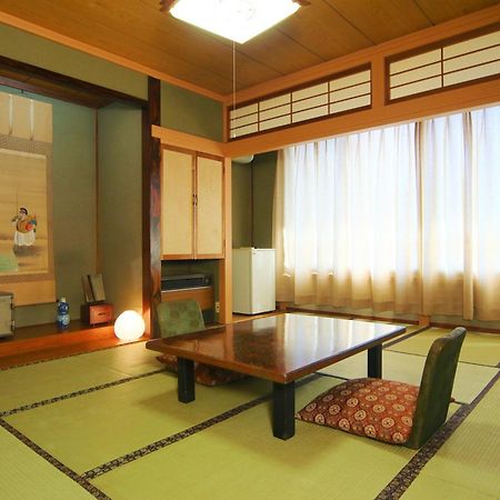 Guest Room Furusatomura Kogeikan Ōmachi Exteriör bild