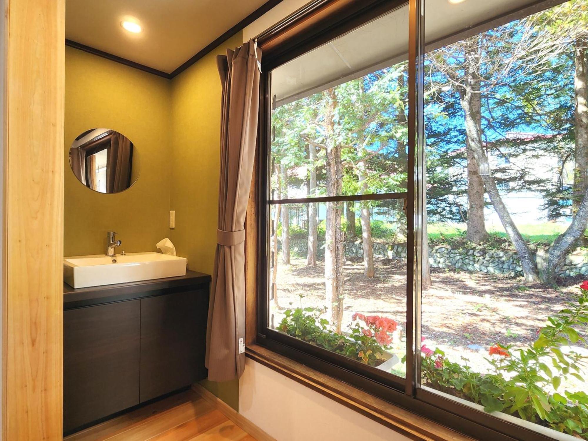 Guest Room Furusatomura Kogeikan Ōmachi Exteriör bild