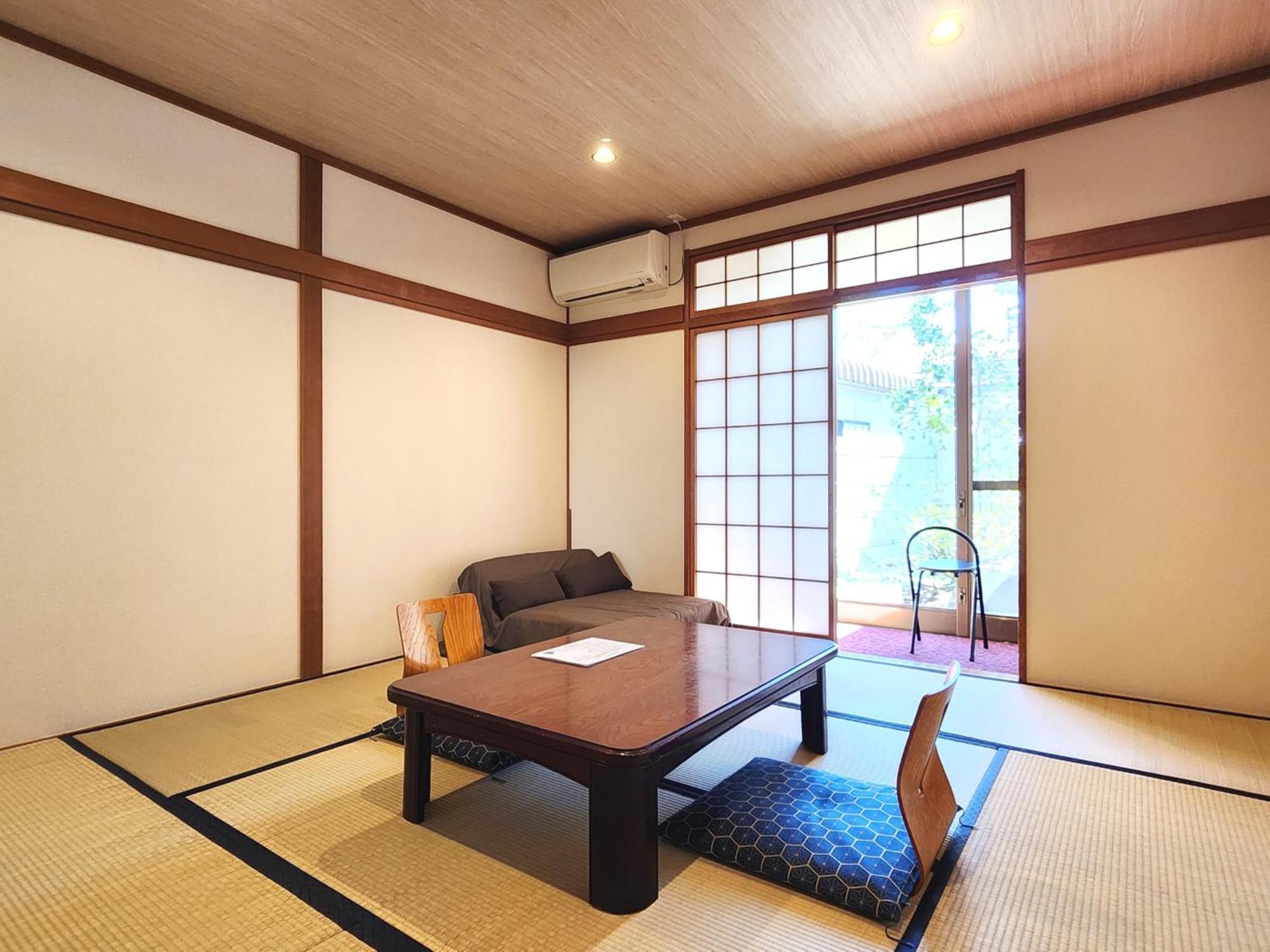 Guest Room Furusatomura Kogeikan Ōmachi Exteriör bild